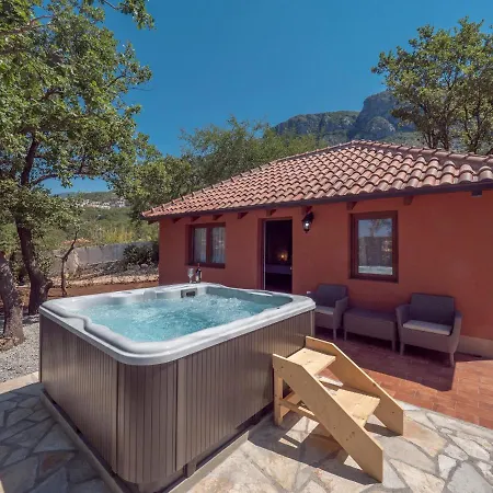 Harmonia Bungalows & Pool 斯韦蒂·斯特凡 外观 照片