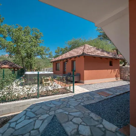 Harmonia Bungalows & Pool 斯韦蒂·斯特凡 外观 照片