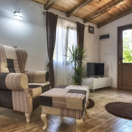 Harmonia Bungalows & Pool 斯韦蒂·斯特凡 外观 照片