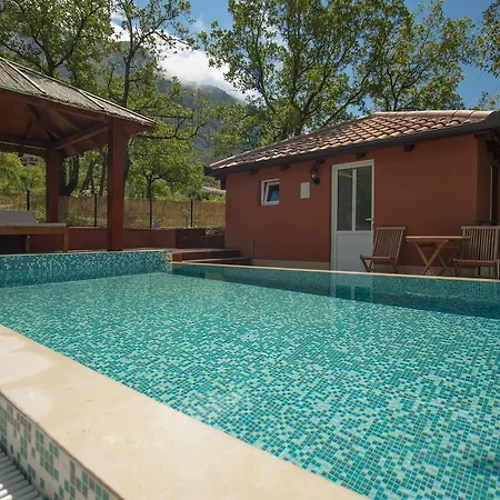 Harmonia Bungalows & Pool 斯韦蒂·斯特凡 外观 照片