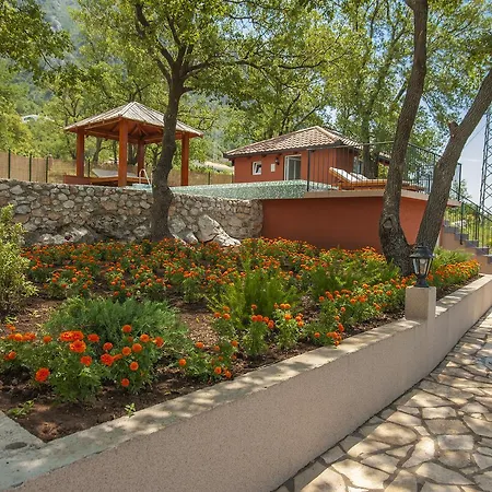 Harmonia Bungalows & Pool 斯韦蒂·斯特凡 外观 照片