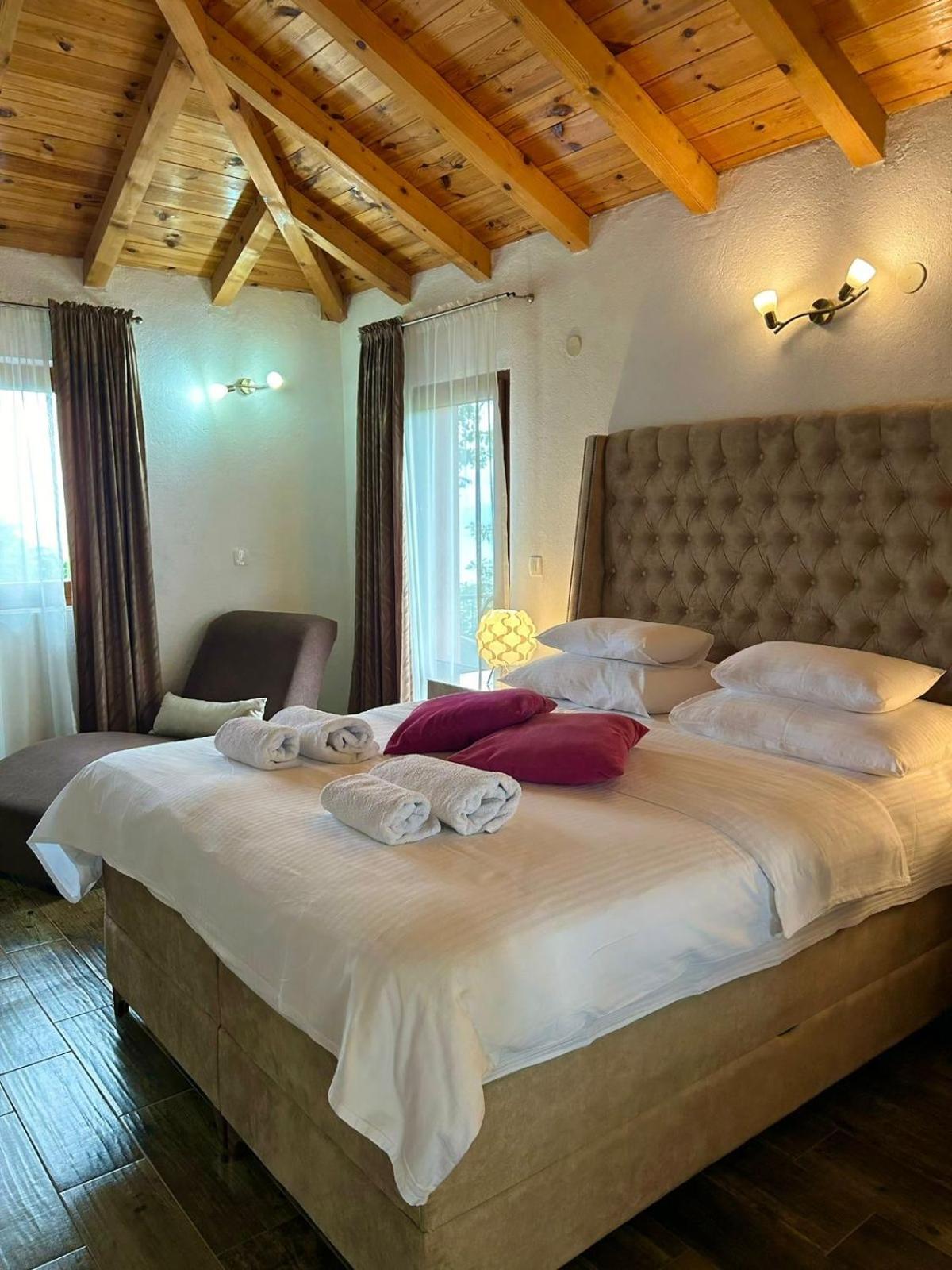 Harmonia & Pool Apartment Sveti Stefan