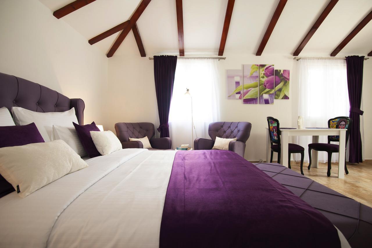 Apartment Harmonia & Pool Sveti Stefan